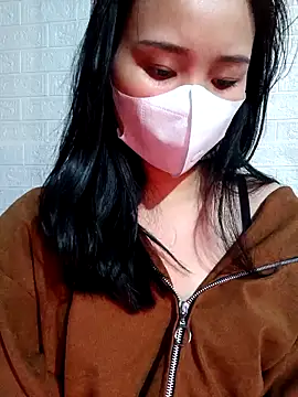 Lili lovely online show from 6, 1, 2026