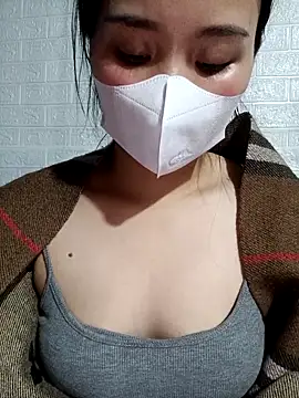 Lili lovely online show from 7, 1, 2026