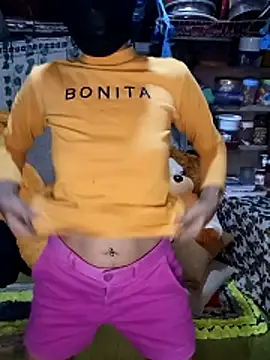 Snapshot of emali_baba chatting on 14, 3, 2026 emali baba online show from 14, 3, 2026