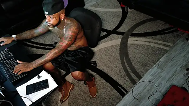 SLANGONDEMHOES online show from 2, 10, 2025