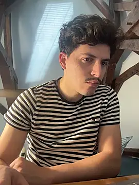 Snapshot of dock_75 chatting on 4, 11, 2025 dock 75 online show from 4, 11, 2025