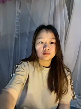 Snapshot of Hinne07 chatting on 13, 11, 2025 Hinne07 online show from 13, 11, 2025