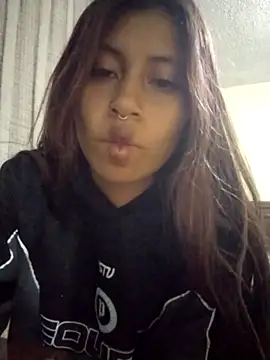 Snapshot of Pocahontas_tw chatting on 28, 9, 2025 Pocahontas tw online show from 28, 9, 2025