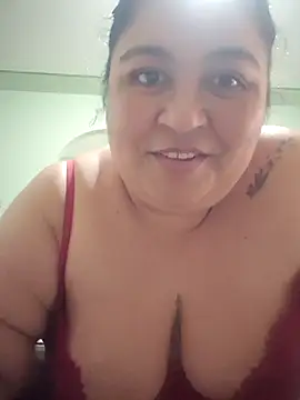 curvy diva  online show from 14, 9, 2025