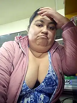 curvy diva  online show from 10, 10, 2025