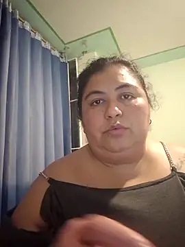 curvy diva  online show from 30, 11, 2025