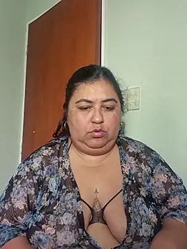 curvy diva  online show from 30, 4, 2026