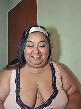 curvy diva  online show from 2, 5, 2026