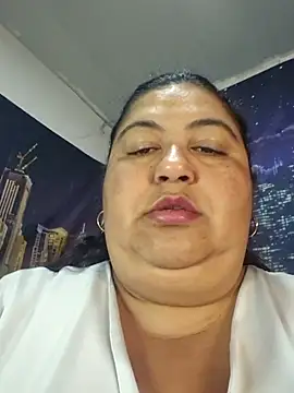 curvy diva  online show from 6, 5, 2026