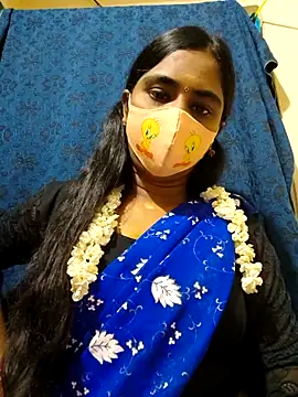 mini-queen online show from 12, 11, 2025