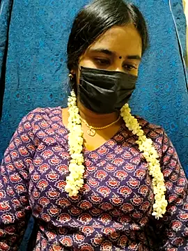 Snapshot of mini-queen chatting on 26, 3, 2026 mini-queen online show from 26, 3, 2026