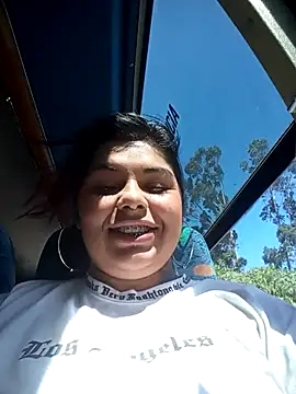 snow belle online show from 26, 11, 2025