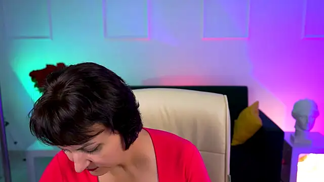 Snapshot of HelenBeler chatting on 17, 9, 2025 HelenBeler online show from 17, 9, 2025