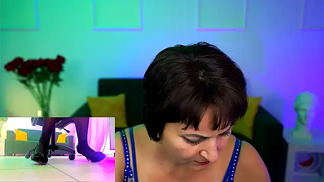 Snapshot of HelenBeler chatting on 21, 11, 2025 HelenBeler online show from 21, 11, 2025