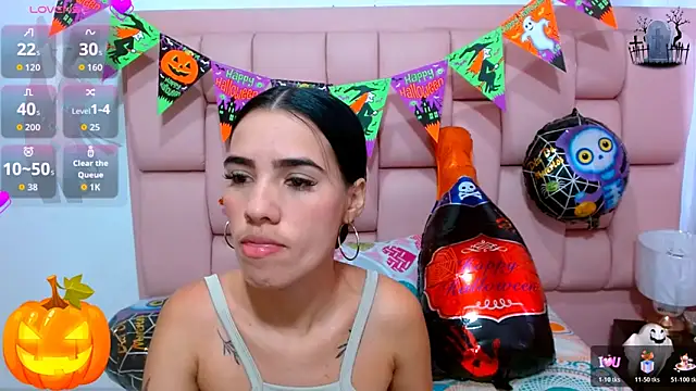 Snapshot of vanesa19_ chatting on 29, 10, 2025 vanesa19 online show from 29, 10, 2025