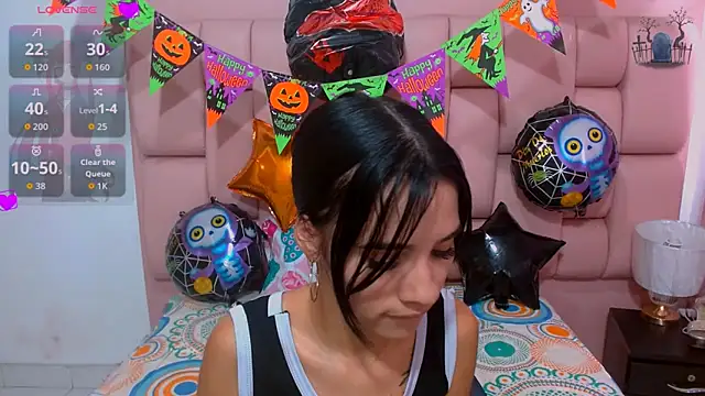 Snapshot of vanesa19_ chatting on 1, 11, 2025 vanesa19 online show from 1, 11, 2025