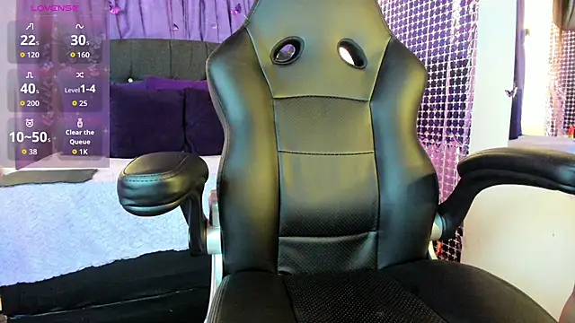 Snapshot of Moon_Play chatting on 14, 9, 2025 Moon Play online show from 14, 9, 2025