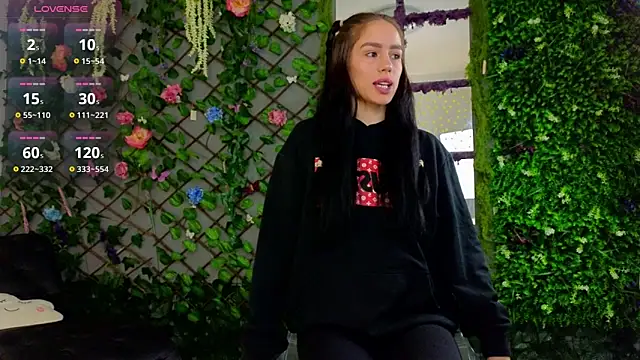 Snapshot of baby_nyco chatting on 12, 10, 2025 baby nyco online show from 12, 10, 2025