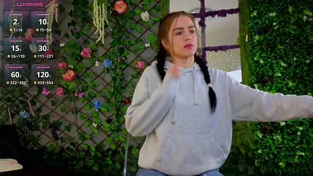 Snapshot of baby_nyco chatting on 14, 10, 2025 baby nyco online show from 14, 10, 2025