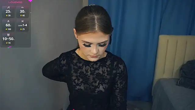 LilyHeupel online show from 19, 10, 2025