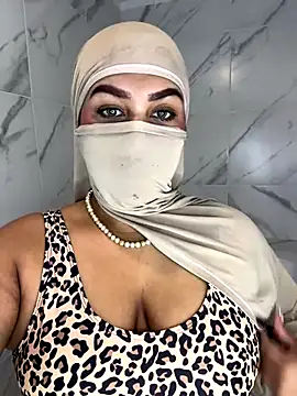 Kadira  online show from 22, 10, 2025