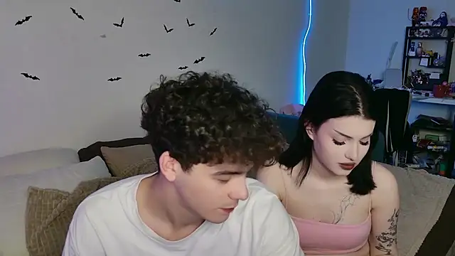 Alice18James online show from 29, 10, 2025