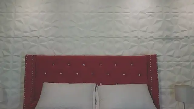 Lucy n pink online show from 17, 10, 2025