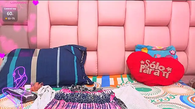 Snapshot of carolina_squirt21 chatting on 12, 9, 2025 carolina squirt21 online show from 12, 9, 2025