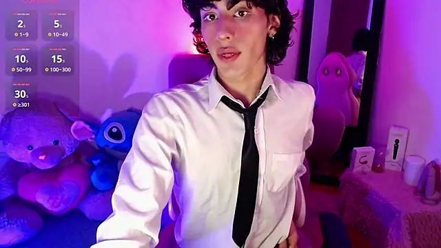 Snapshot of saanti_foxs chatting on 28, 9, 2025 saanti foxs online show from 28, 9, 2025