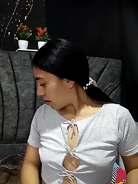 Snapshot of AmberGold- chatting on 24, 9, 2025 AmberGold- online show from 24, 9, 2025