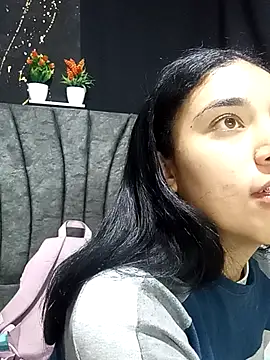 Snapshot of AmberGold- chatting on 26, 9, 2025 AmberGold- online show from 26, 9, 2025