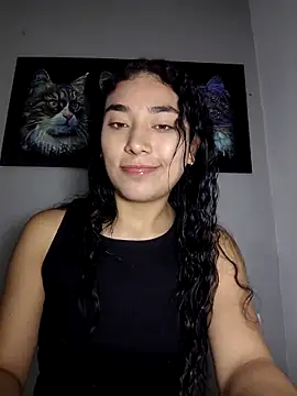 Snapshot of AmberGold- chatting on 8, 10, 2025 AmberGold- online show from 8, 10, 2025