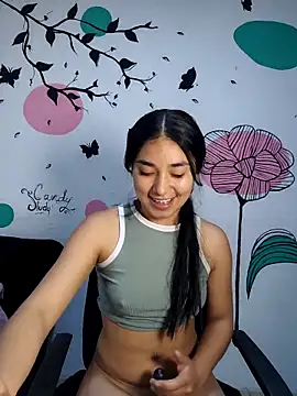 Snapshot of AmberGold- chatting on 16, 10, 2025 AmberGold- online show from 16, 10, 2025