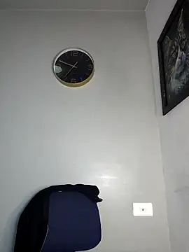 Snapshot of AmberGold- chatting on 14, 12, 2025 AmberGold- online show from 14, 12, 2025