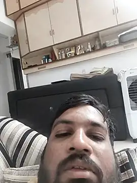 vinay smalldick online show from 1, 4, 2026