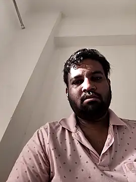 Snapshot of vinay_smalldick chatting on 18, 6, 2026 vinay smalldick online show from 18, 6, 2026