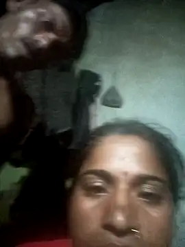 Snapshot of Hansini_Gowda chatting on 15, 9, 2025 Hansini Gowda online show from 15, 9, 2025