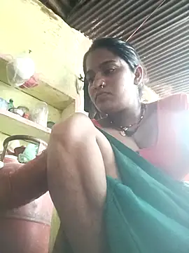 Snapshot of Hansini_Gowda chatting on 17, 9, 2025 Hansini Gowda online show from 17, 9, 2025