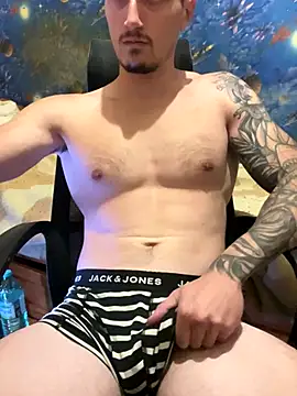 fronkie9384 online show from 4, 10, 2025