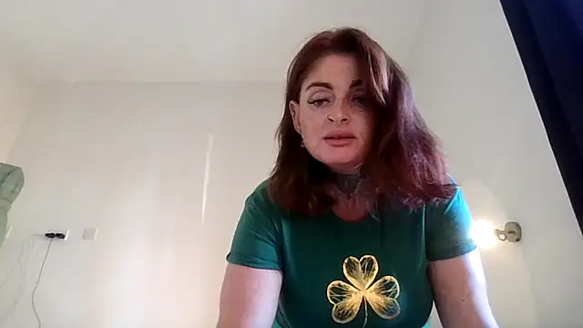 IrishmilfAnna online show from 10, 9, 2025