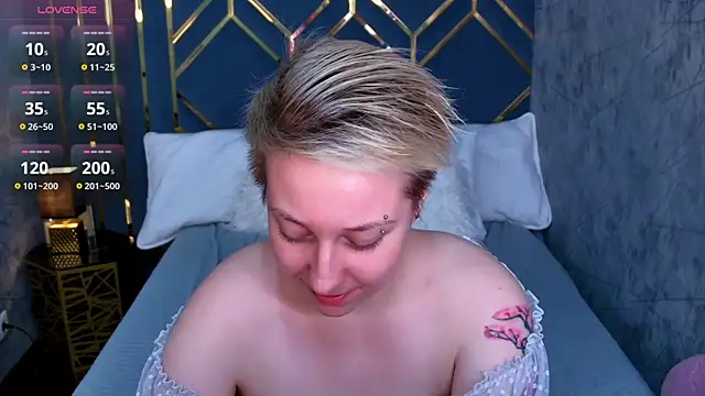 Snapshot of AlexandraGreen chatting on 9, 2, 2026 AlexandraGreen online show from 9, 2, 2026