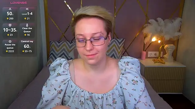 Snapshot of AlexandraGreen chatting on 16, 2, 2026 AlexandraGreen online show from 16, 2, 2026