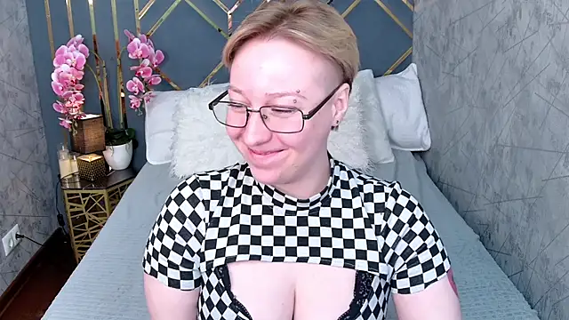 Snapshot of AlexandraGreen chatting on 26, 3, 2026 AlexandraGreen online show from 26, 3, 2026