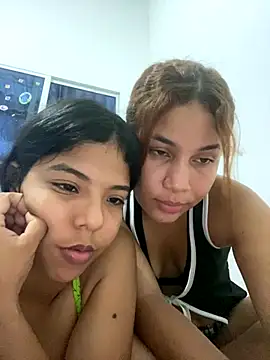 Snapshot of loversexxxles chatting on 1, 10, 2025 loversexxxles online show from 1, 10, 2025
