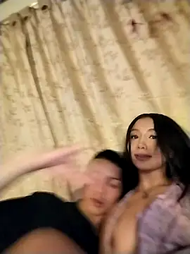 Snapshot of Ella_rr chatting on 11, 9, 2025 Ella rr online show from 11, 9, 2025