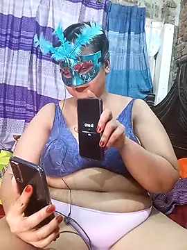 Tanisha-Chy online show from 14, 5, 2026