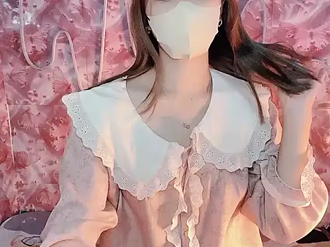 Snapshot of Miumiu028 chatting on 22, 12, 2025 Miumiu028 online show from 22, 12, 2025