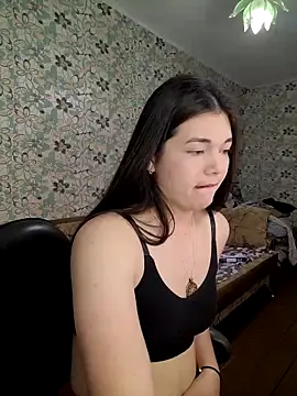 Snapshot of Albi_Glow chatting on 30, 9, 2025 Albi Glow online show from 30, 9, 2025