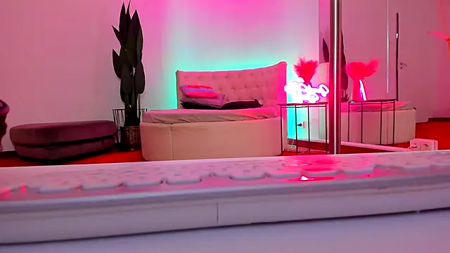 JessicaSky  online show from 13, 11, 2025