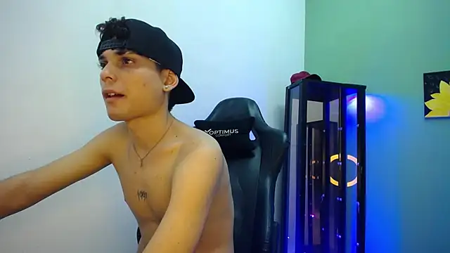 dilan hott  online show from 15, 12, 2025